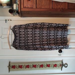 Black & White Faded Glory Skirt Sz XL 16/18